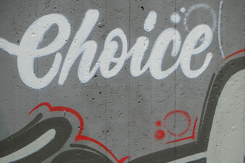 Graffiti-Aufschrift Choice am Jugendheim Kleinenbroich