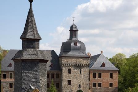 Totale: Schloss Liedberg
